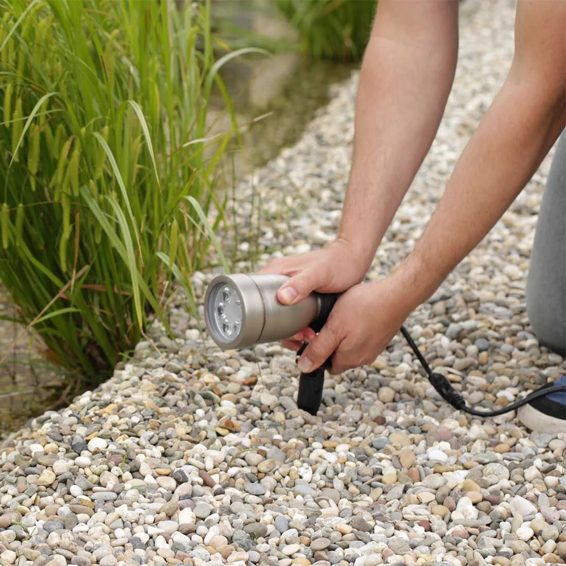 OUTLIV. Smart Light Starter -Set Wifi-Set: 3 RGB-Spots Silber/Schwarz OUTLIV. Smart Light Starter -Set Wifi-Set: 3 RGB-Spots Silber/Schwarz -Outliv outliv starter set wifi set 3 rgb spots silber schwarz 1303943 12